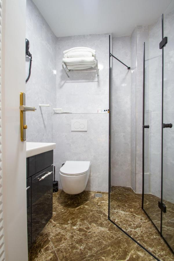 Turna Hotel Isztambul Kültér fotó